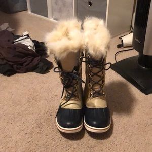 Sorel waterproof snow boots
